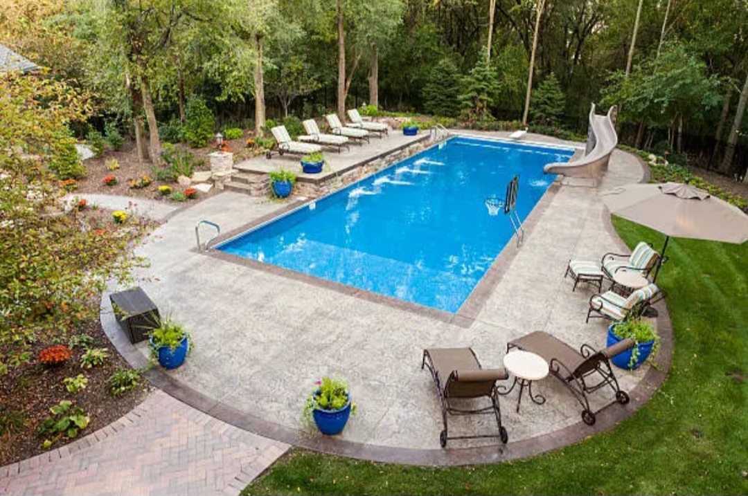 Luxury residential swimming pool built by Thelsac in Lusaka